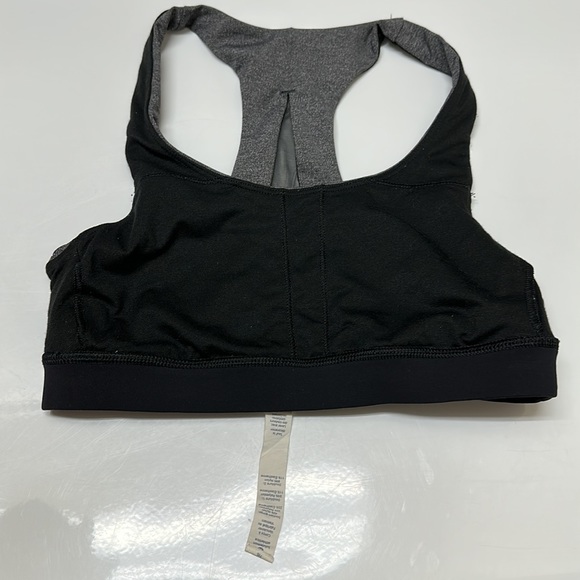 LIKE NEW! Lululemon Invigorate Bra Heathered Black/Black - Picture 10 of 13